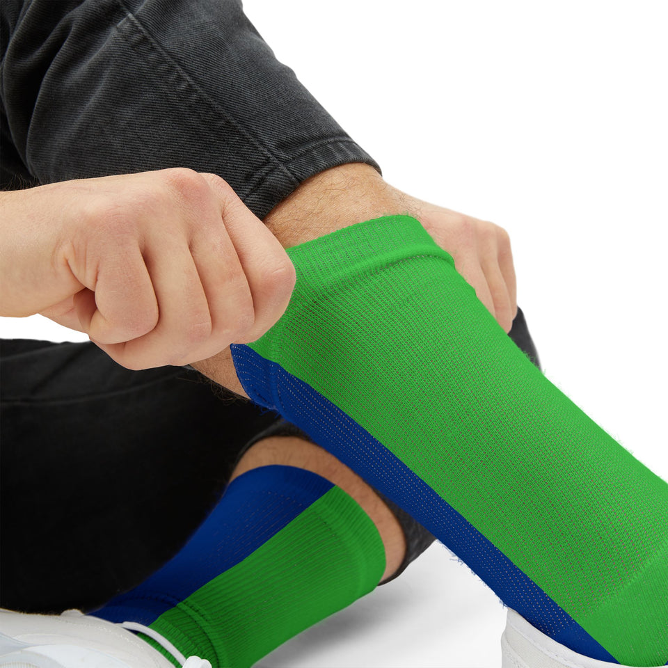 17CS   Colored Socks