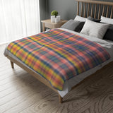 3CB  Colorful Plaid Blanket
