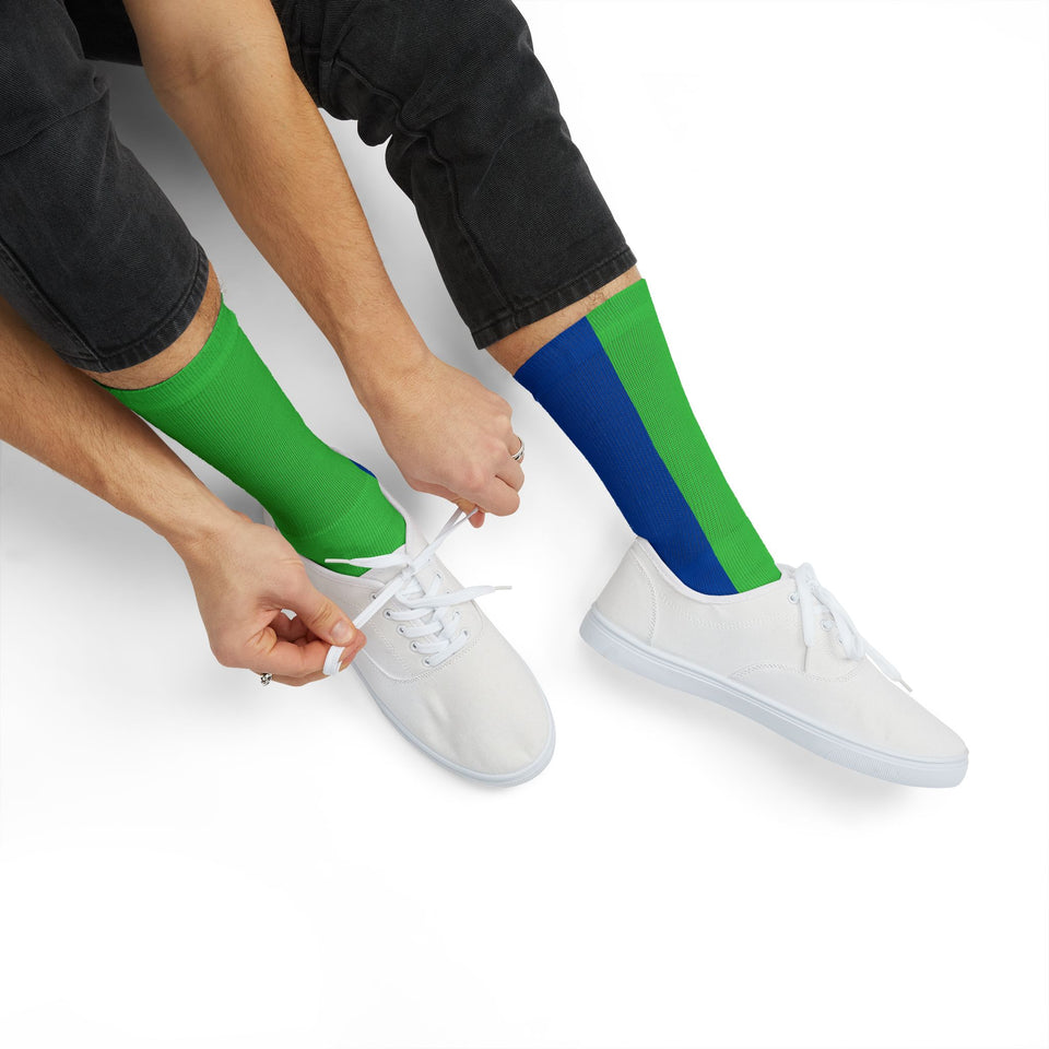 17CS   Colored Socks